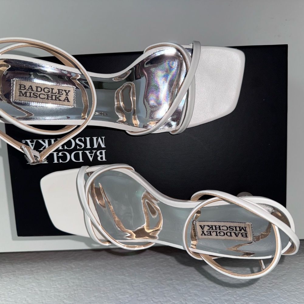 Badgley Mischka Metallic Silver and White Sandals